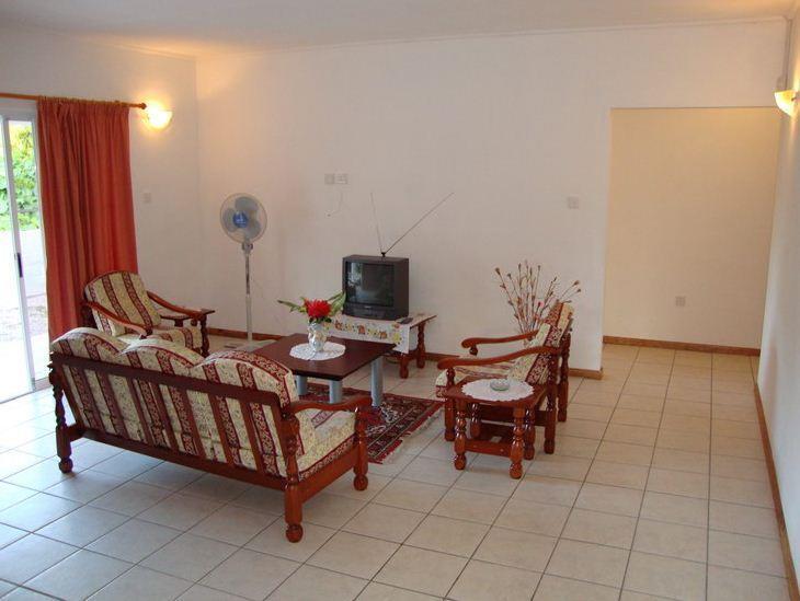 Rowsvilla Guest House Vịnh Beau Vallon Ngoại thất bức ảnh